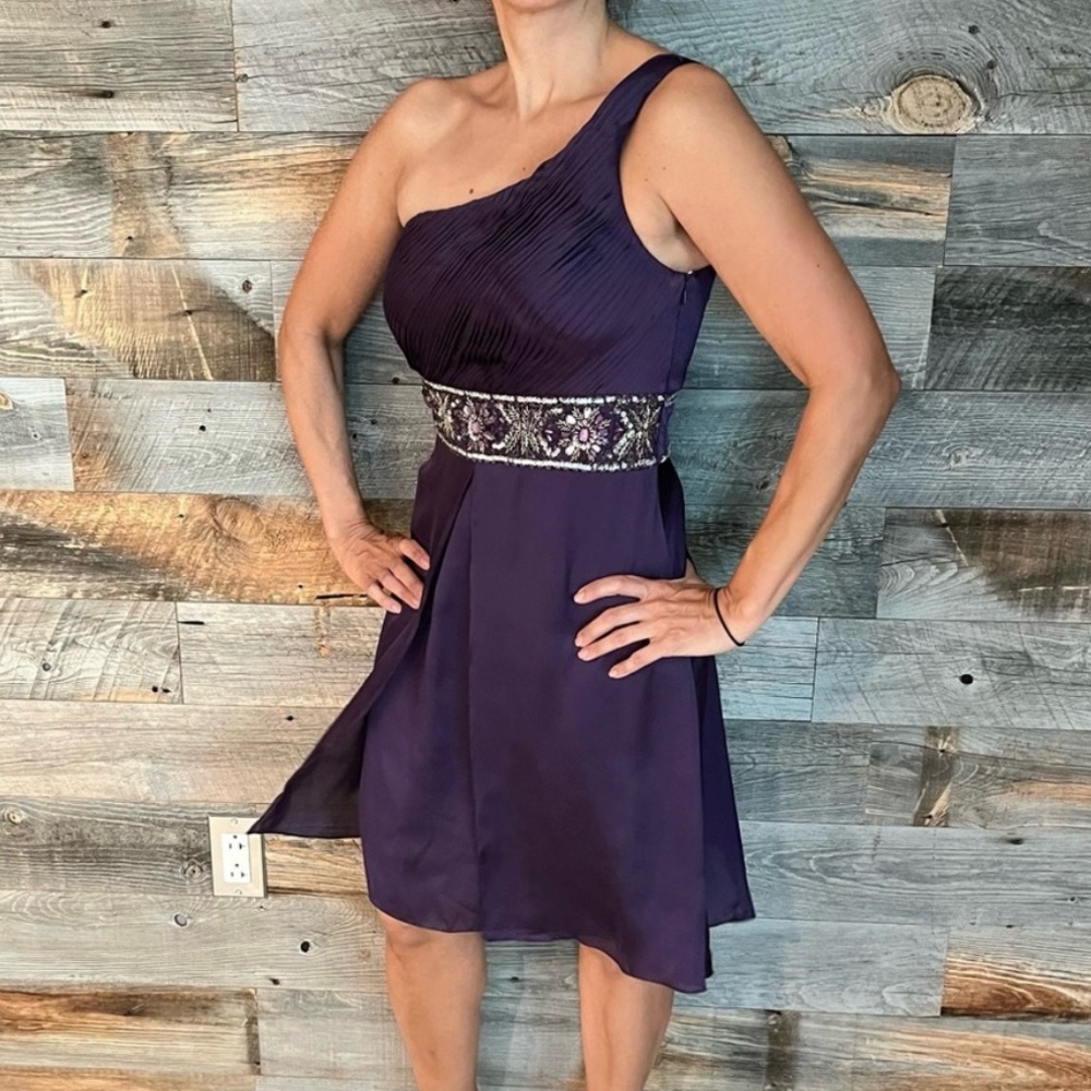 SUE WONG Off-one-Shoulder Purple Cocktail Dress w/Bling, Sz 6